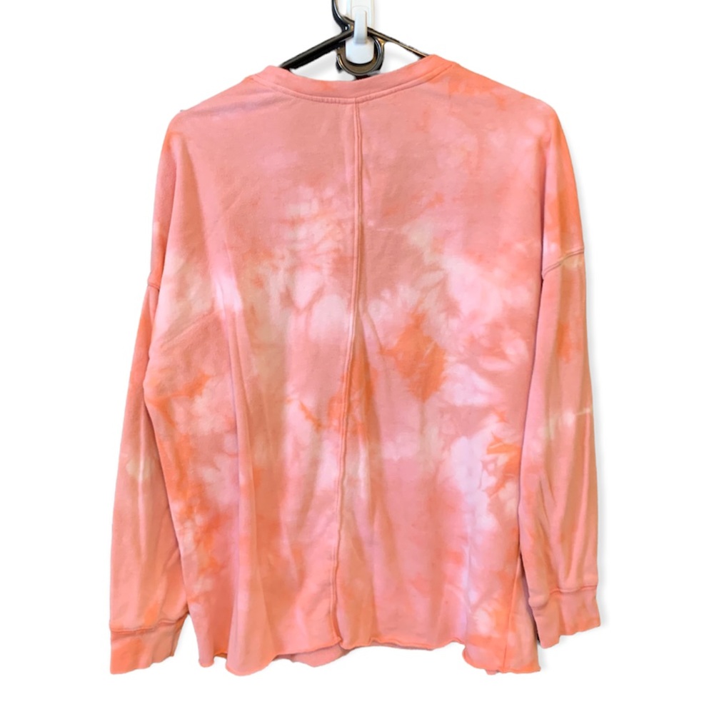 Green Tea Long Sleeve Pullover Tie Dye Sweatshirt in Coral - Picture 5 of 5